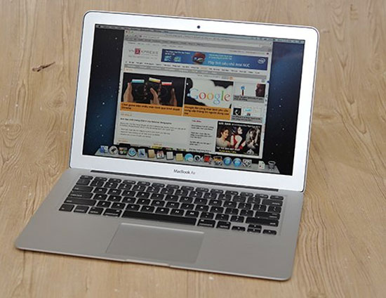 Macbook Air 2013 về Việt Nam. 