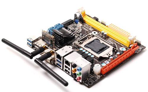 ZOTAC ra mắt bo mạch chủ mini-ITX. 